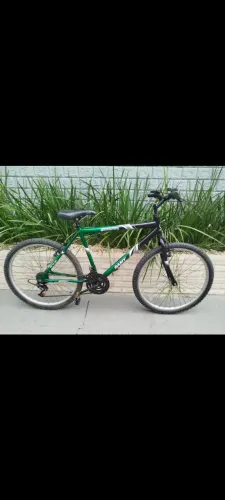 Bicicleta aro 26 de marcha 