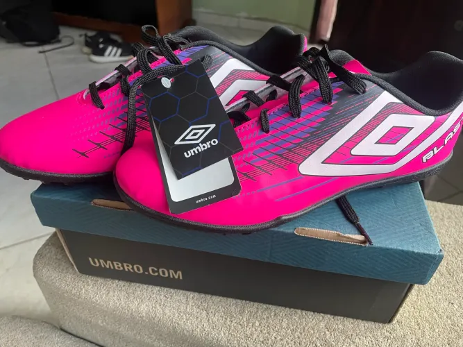 Chuteira UMBRO 40