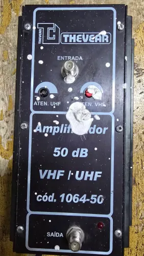 Amplificador de Antena VHF/UHF