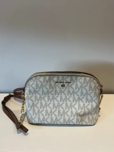 Bolsa michael kors branca com marrom com etiqueta