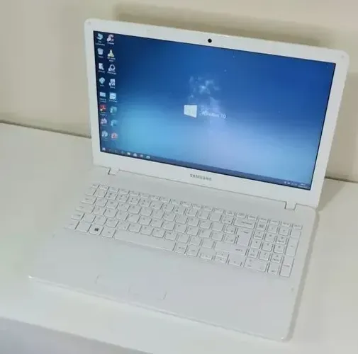 NOTEBOOK SANSUNG DDR4 4GB SSD 256GB ACEITO CARTÃO DO GARANTIA 700$
