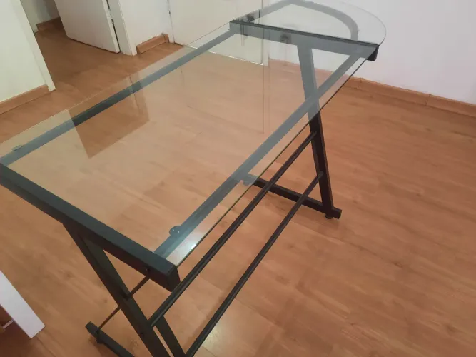Mesa para escritório,  recepção em vidro