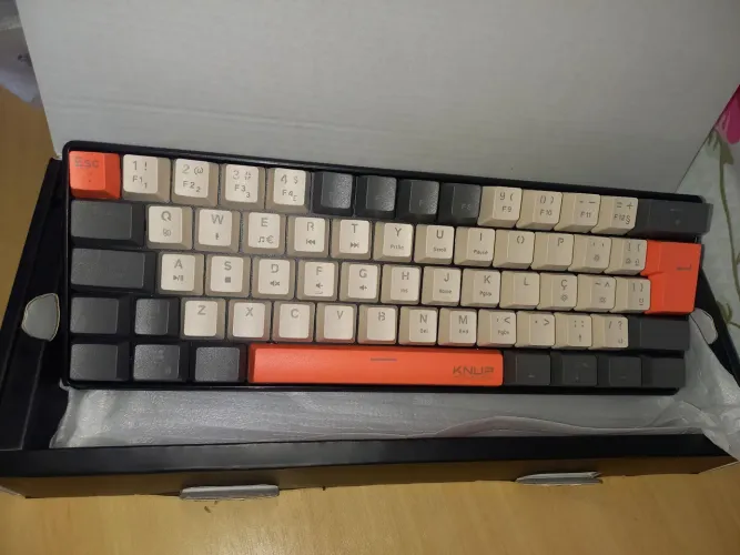Teclado mecânico gamer