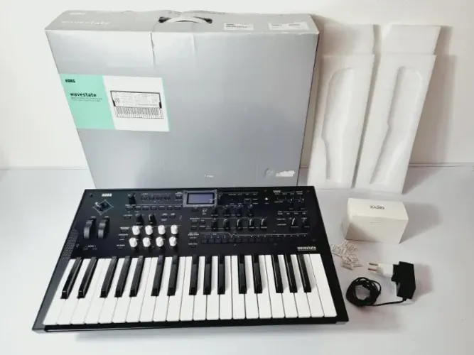 Korg Wavestate sem uso