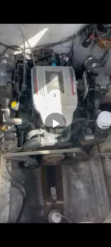 Motor Mercruiser 350HP c/ Rabeta Bravo III - Motor de Centro Seminovo