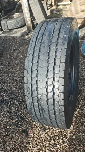 Liquidação de Lote Pneu Caminhão 295 / 275 a R$650 cada