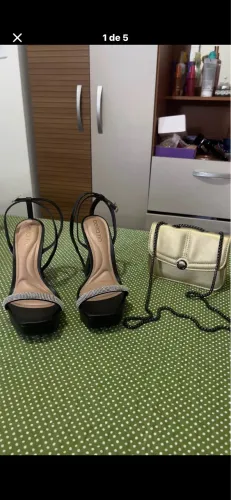 Sandália e bolsa