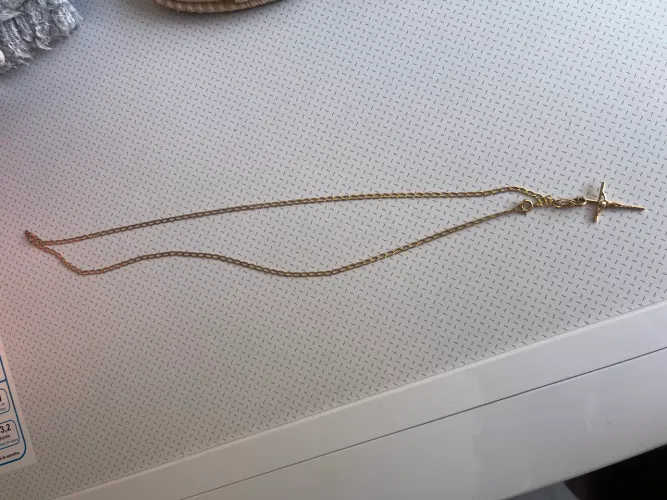 Corrente masculina 60cm e pingente cruz Romanel