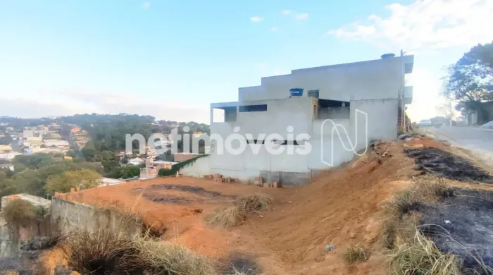 Lote de 360 m²; no Belo Vale São José da Lapa.