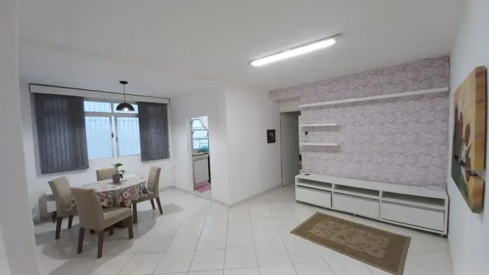 Imóvel para aluguel tem 50 metros quadrados com 2 quartos em Abraão - Florianópolis - SC