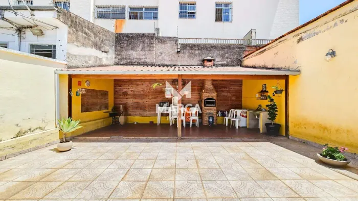Casa para aluguel, 4 quartos, 2 suítes, 2 vagas, Floresta - Belo Horizonte/MG
