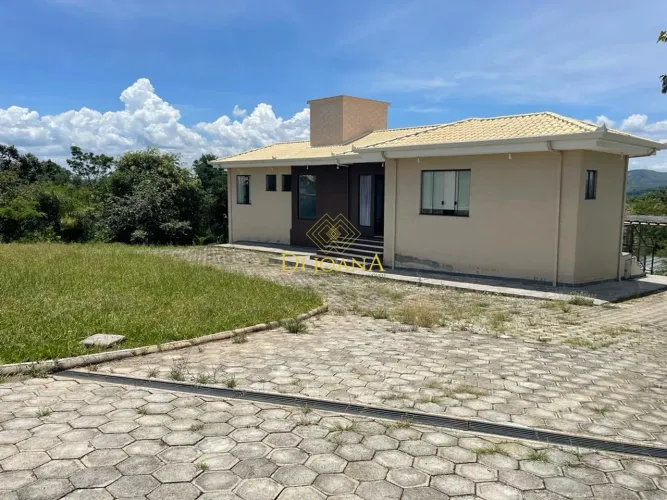 Casa de Condomínio com 4 quartos à venda em Betim
