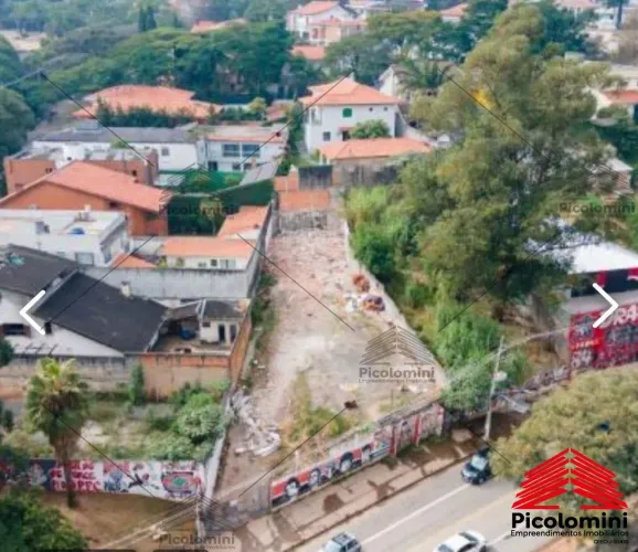Terreno à venda no Morumbi: 725m² de oportunidade única em São Paulo-SP!