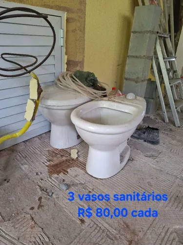 Descarte de obra - Esquadrias / Vaso Sanitario / portas de madeira / porta de aluminio