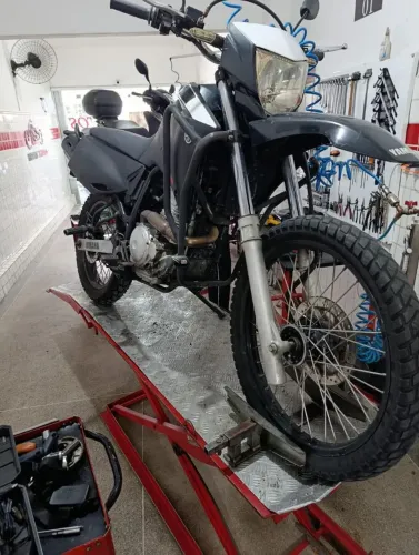 Moto Lander 250