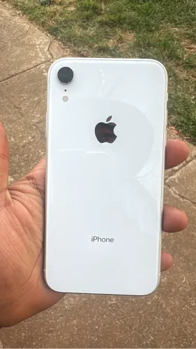 iPhone XR