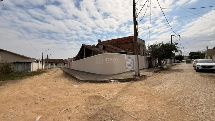 Casa em Novo Jockey - Campos dos Goytacazes