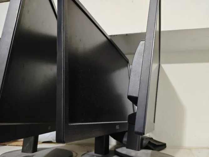 MONITORES (COM DEFEITO)