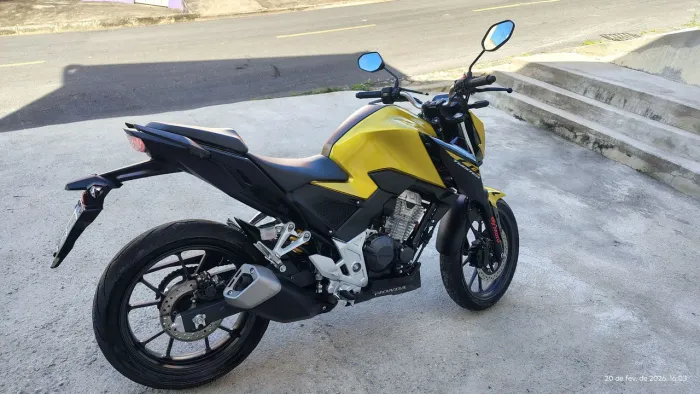 Honda CB 300F Twister ABS 2024 Impecável Baixa Quilometragem