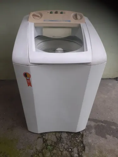 MAQUINA LAVAR ROUPAS ELECTROLUX 7.5 KG (SILENCIOSA)