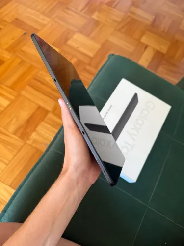 Tablet Galaxy Tab A9+ na caixa