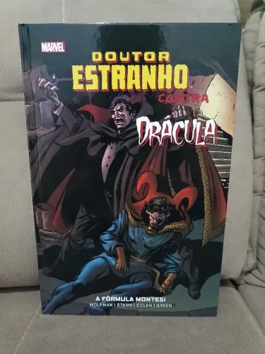 Dr. Estranho versus Drácula
