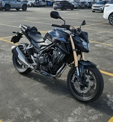 Honda CB 500F 2024
