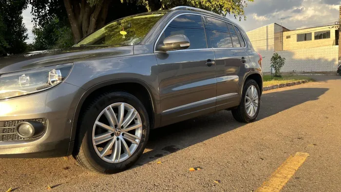 Volkswagen Tiguan 2.0 TSI 16V 200cv Tiptronic 5P 2012
