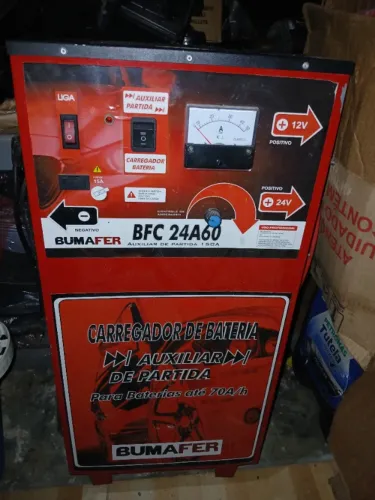 Carregador de Bateria Automotivo 70A 12V-24V Biv Bumafer BFC24A60