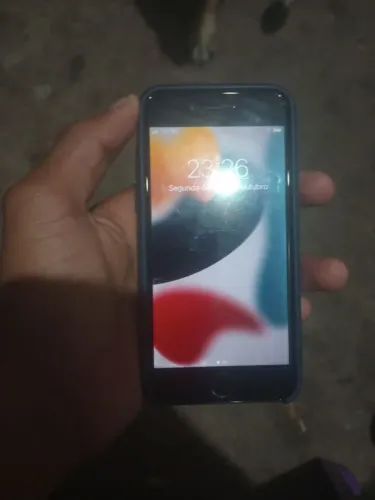 Celular iPhone 7