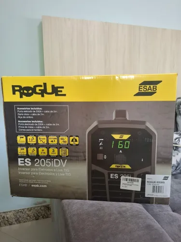 Máquina/Inversora de solda ESAB ES205iDV mais mascara SWARM A20