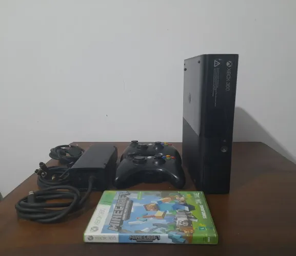 Xbox 360 Super Slim