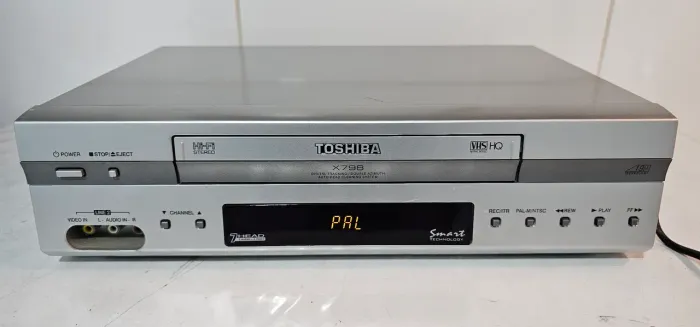 Videocassete Semp Toshiba VC-X798 Hi-Fi Stereo 7 Head