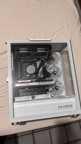 PC Gamer AMD Ryzen 5 5600X + RTX 4060 + 32GB RAM