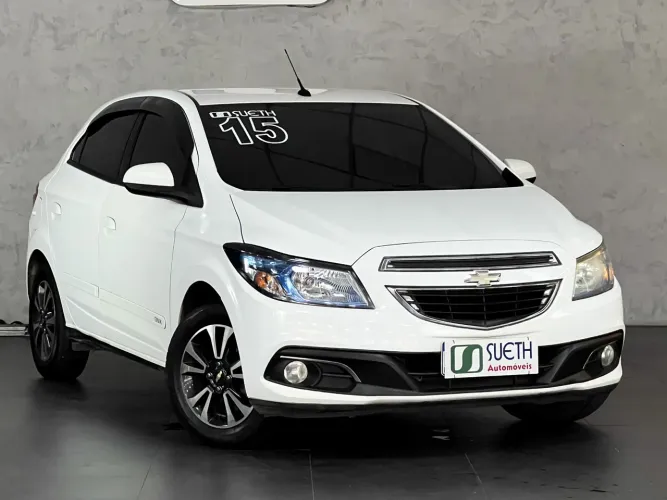 Chevrolet Onix Hatch LTZ 1.4 8V Flex Mec. 4P 2015