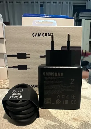 Carregador Turbo 45w + Cabo USB C novo compatível com celular Samsung