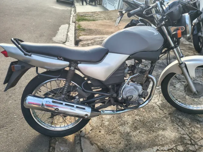YBR 125 Yamaha