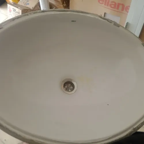 02 Cubas Deca Oval 40 x 30 com válvulas sem uso