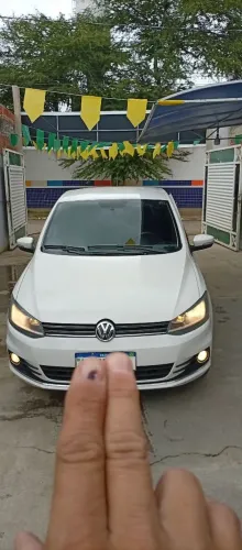 Volkswagen Fox Bluemotion 1.0 MI Total Flex 12V 5P 2015