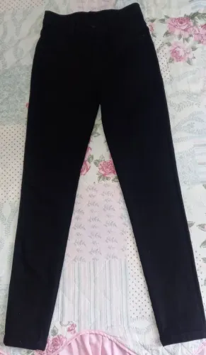 Calça feminina sarja skinny sawary preta