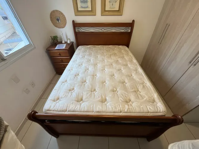 Cama + Colchão de casal