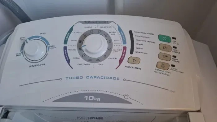 Máquina de lavar Eletrolux 10kg