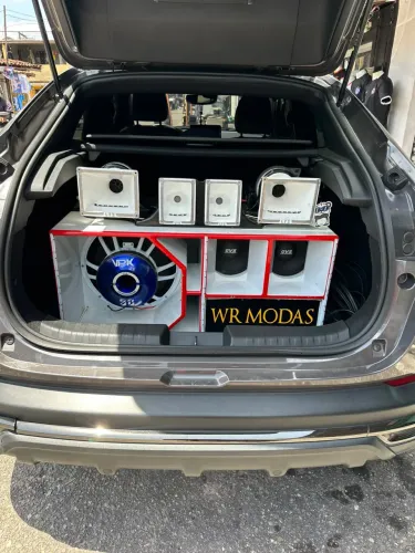 Vendo som automotivo