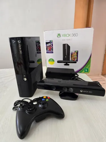 Xbox 360 Super Slim 4GB + Kinect + Controle + Caixa Original