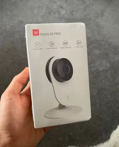 Câmera de Segurança Yi Home 2K Pro - Nova