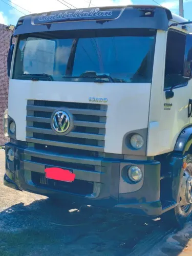 Vendo caminhão de sucção de limpeza de fossa 7 m³.