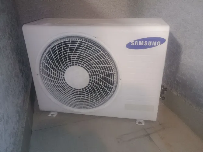 Ar condicionado Samsung 12000btus quente frio