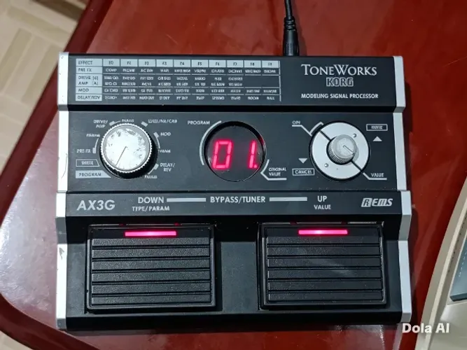 Pedaleira Korg AX3G