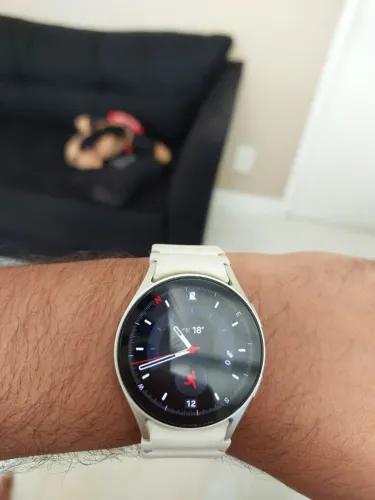 Galaxy Watch7 40mm Bluetooth/Wi-Fi/GPS - SM-L300 - Excelente Estado