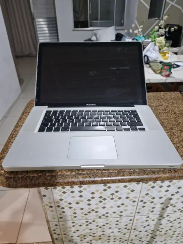 Macbook tela de 15 para reparo ou retirada de peças